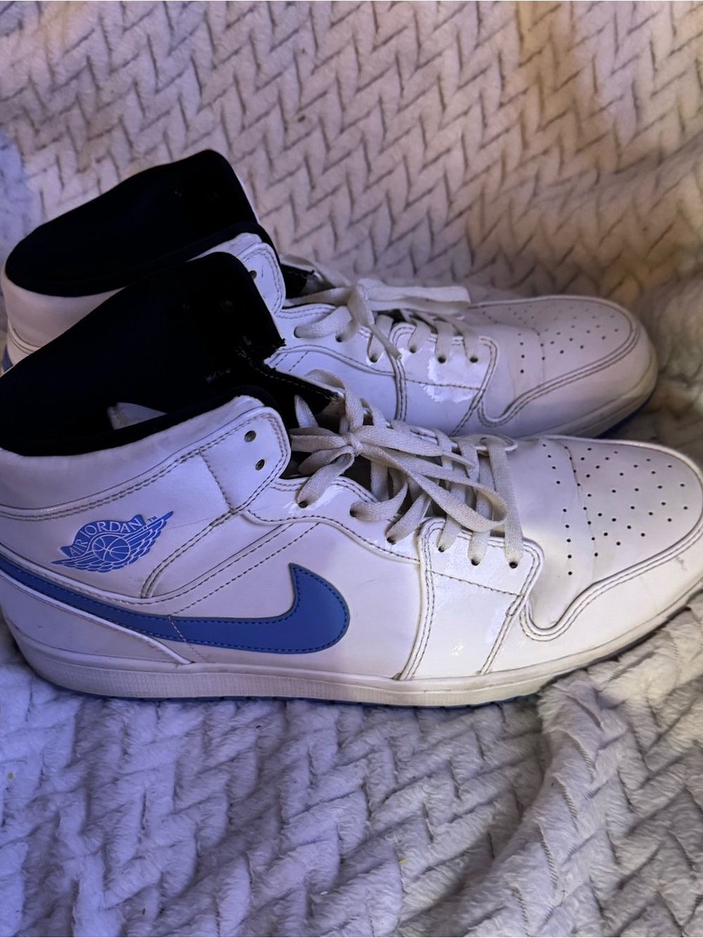 Air Jordan 1 Retro Mid Legend Blue Men’s 13 White Blue 554724-127 2014